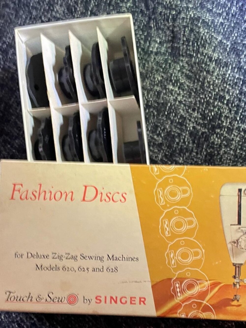 VTG Singer Fashion Discs (12) For Deluxe Zig-Zag Sewing Machines 620 625 & 628